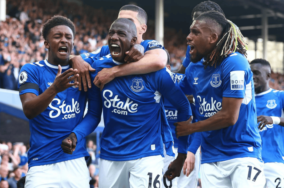 埃弗顿客场大胜布莱顿,收获关键三分 埃弗顿客场大胜布莱顿,收获关键三分