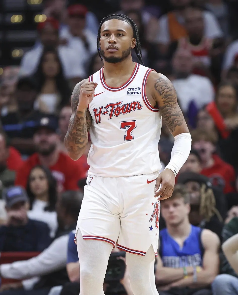 雷火电竞充值-摩尔班球员在比赛中的亮眼表现