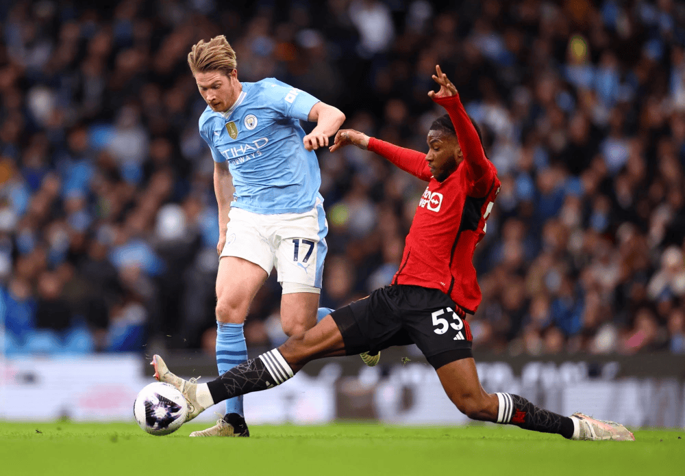 球场内外对抗激烈，胜负难以预测的简单介绍