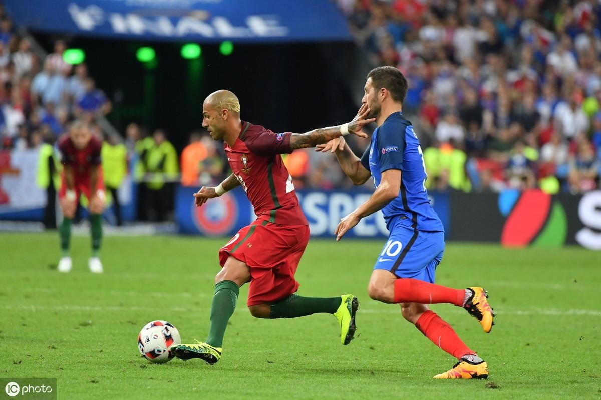 塞尔维亚主场失球，门将巴蒂斯失误再犯