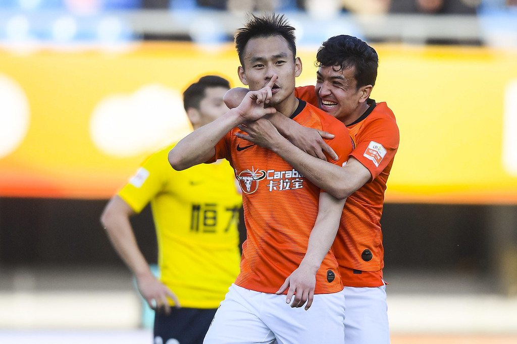 关于全队士气高涨，气势如虹逐个击破对手的信息