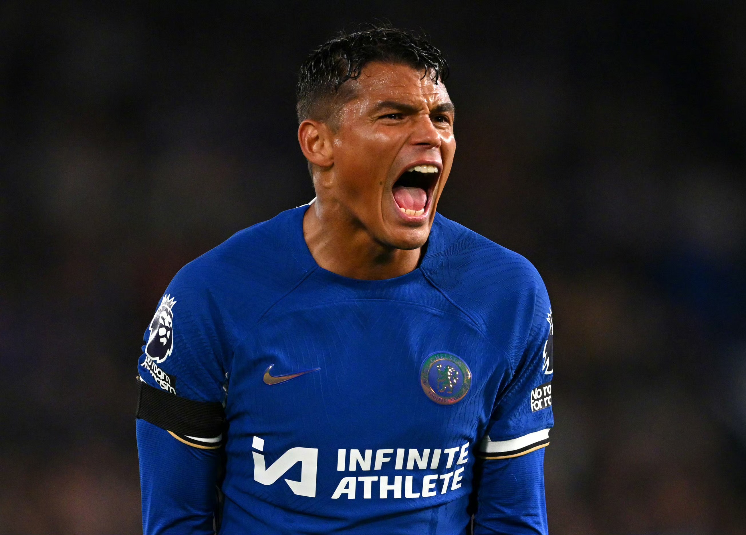 切尔西苦战取胜,蓝军再踏英超巅峰的简单介绍 切尔西苦战取胜,蓝军再踏英超巅峰的简单介绍