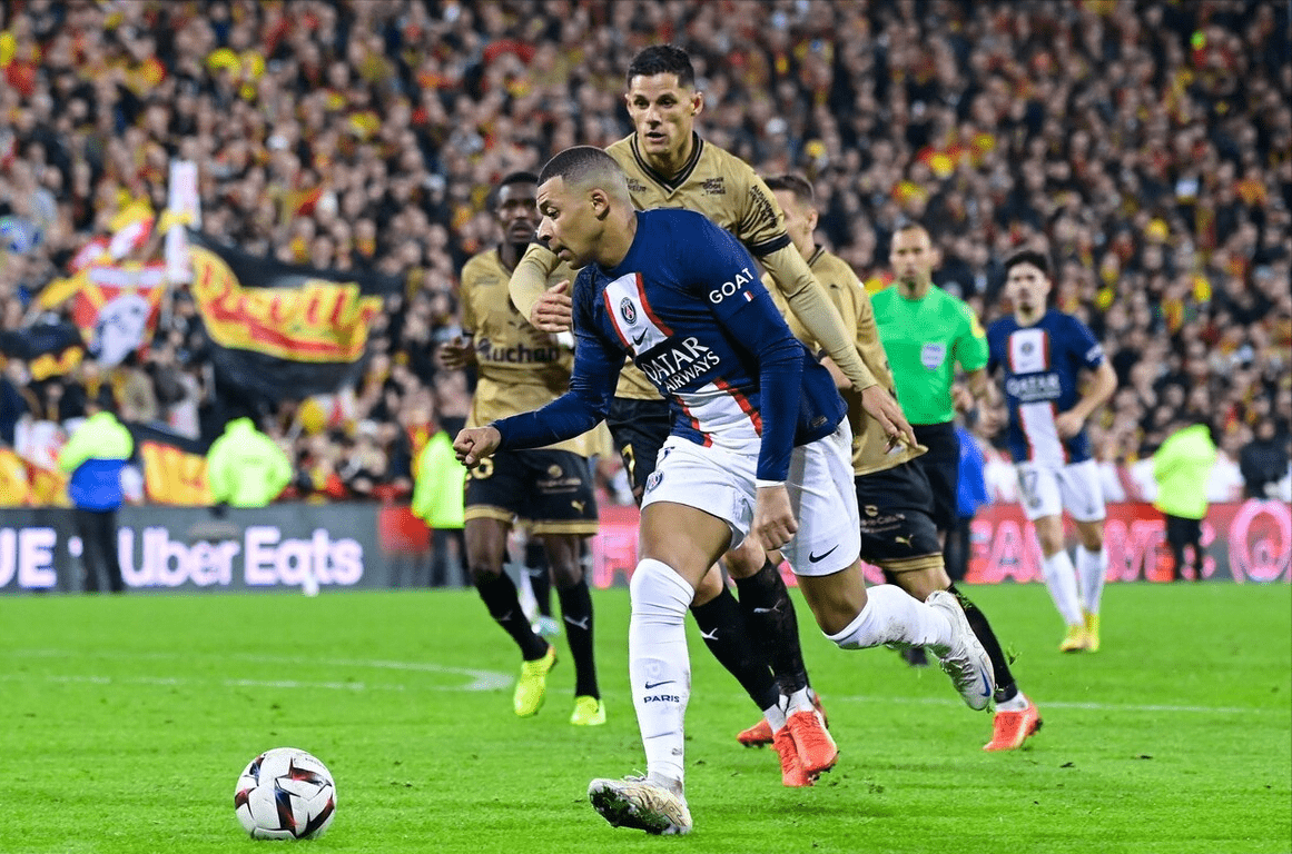 罗马主场不敌对手，遭遇本赛季首败